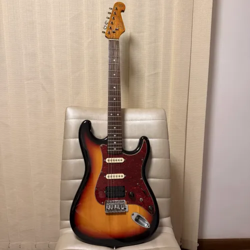 Guitarra Sx Strato Vintage Serie - Customizada com Captador Dimarzio Evolution na ponte!!