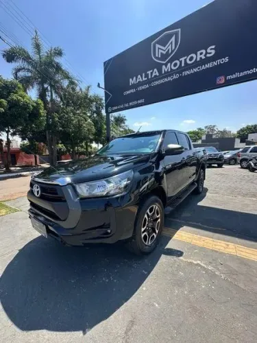 Toyota Hilux CD SR 4X4 2.8 TDI Diesel Aut. 2021