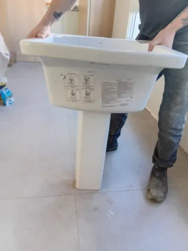 Tanque Deca 40L com Coluna - Instalado, Nunca Utilizado - Estado de Novo