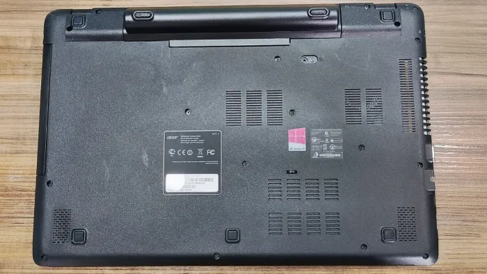 Notebook Acer Aspire E5-571
