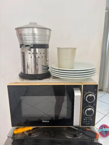 Extrator de suco+microondas+fogão