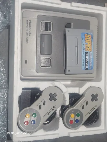 Super Famicon na caixa
