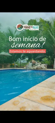 Balneário com restaurante e pousada integrado.