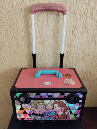 Maleta de Maquiagem da Barbie.