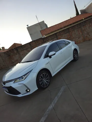 Toyota Corolla Altis Prem. Hybrid 1.8 Flex AUT 2022