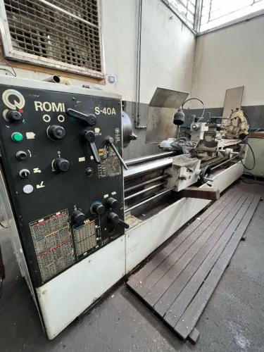 TORNO MECANICO ROMI S40A - 660 X 3000 mm