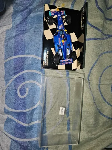 Minichamps 1/43 Sauber 1999 Pedro Paulo Diniz