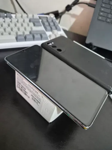 Samsung Galaxy S20 FE - tela quebrada de cair no chão 