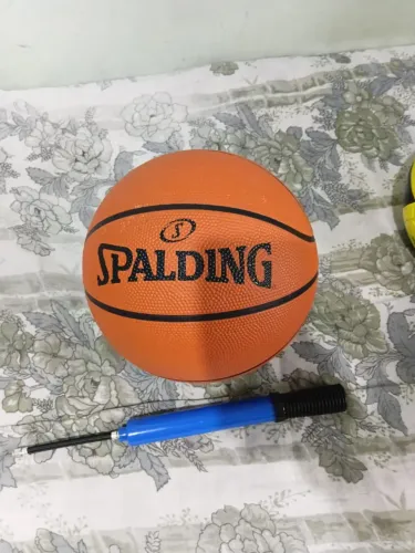 Bola oficial de basquete spalding nova