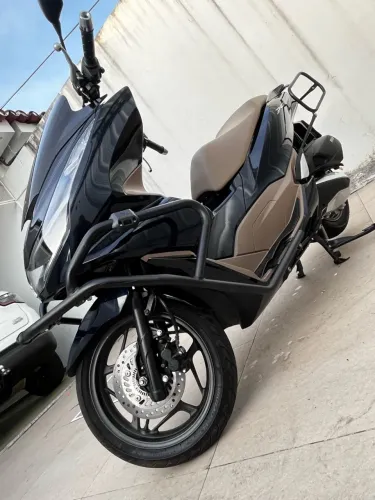 PCX 160 DLX ABS 2025