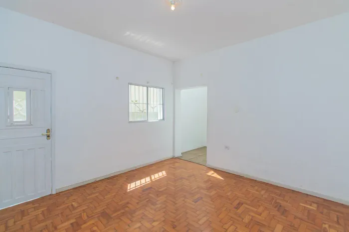 Casa para venda em Vila Monumento com 4 quartos, sendo 2 suítes, 188m²