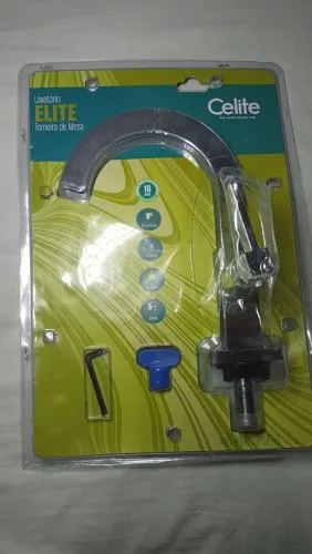 Torneira para lavatório de mesa bica alta