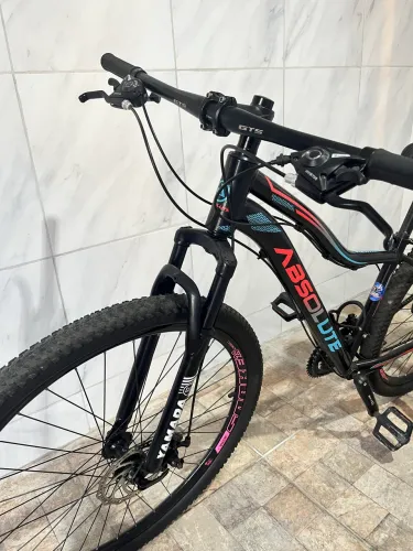 Bicicleta seminova