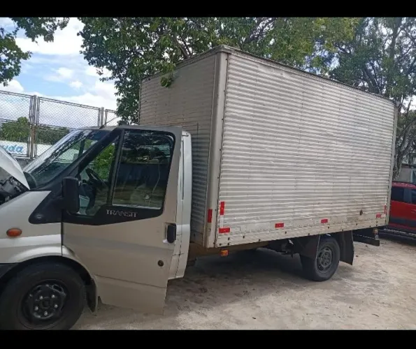 Ford E-Transit FURGÃO LONGO TETO ALTO (ELÉTRICO) 2013