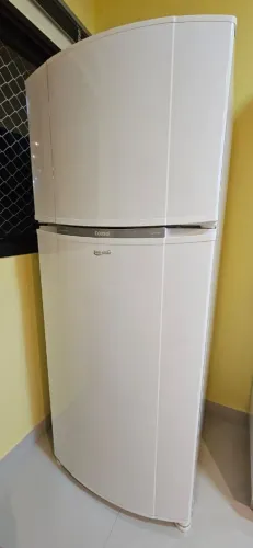 Geladeira Consul bem estar Frost free