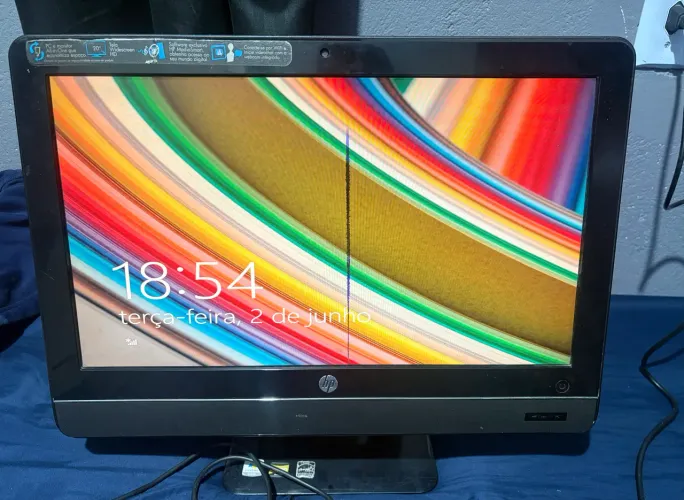Vendo Computador, tela com CPU integrada