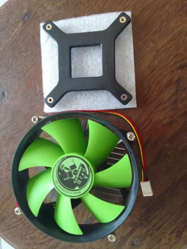 Cooler para placas mãe processador 775.