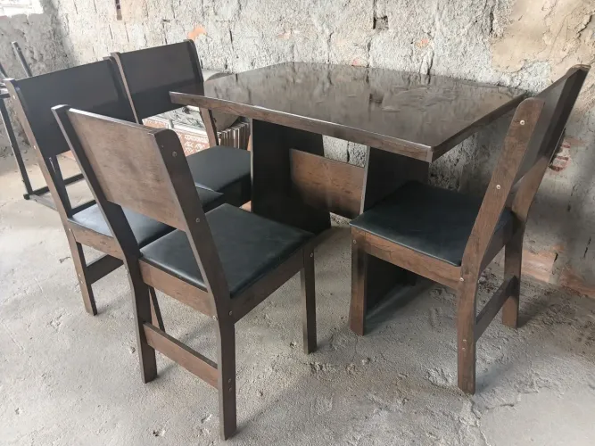 Mesa de jantar, para o seu lar 4 cadeiras