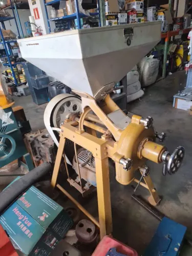 Maquina de Moer Café e Grãos