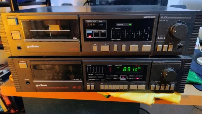 Gradiente RC-II + SD-II Clássico <br>Receiver + Tape Deck Gradiente RC-II/SD-II -
