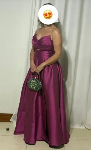 Vestido de Festa Preto M/P com Amarração nas Costas ?