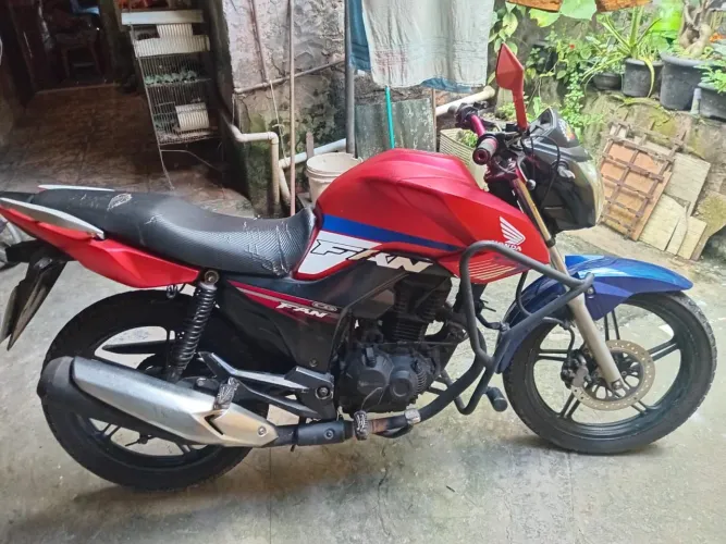 Honda fan 2017 - não é consórcio