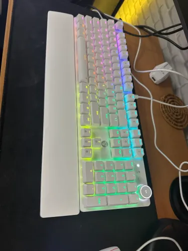 Teclado e mouse mecânico 