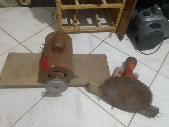 Ferramentas pra serviço 