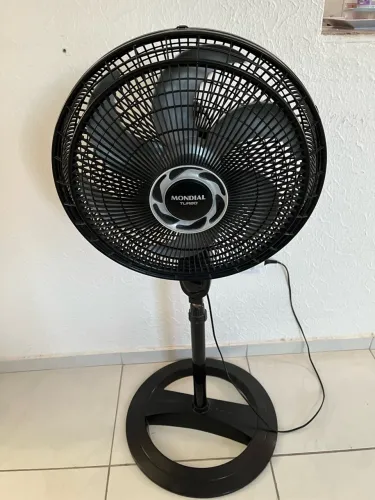 Ventilador de Pé Mondial Turbo (220v)