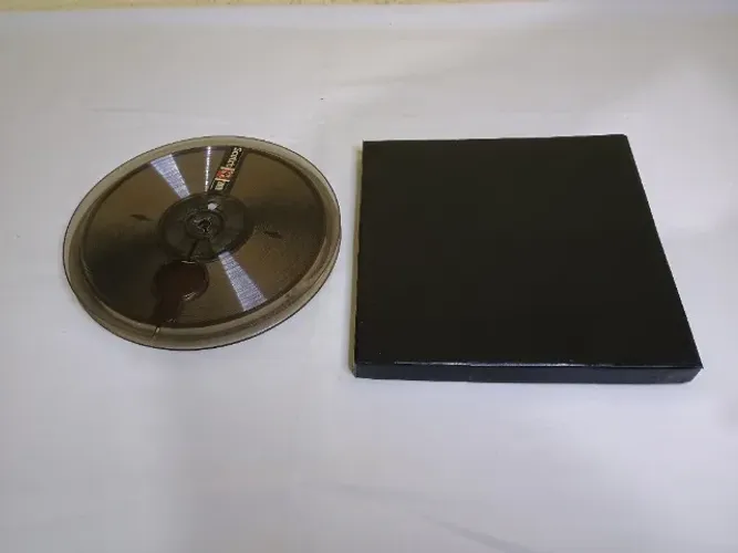 Fita de Rolo 7 Polegadas com Sucessos das Discotecas dos Anos 70 e 80