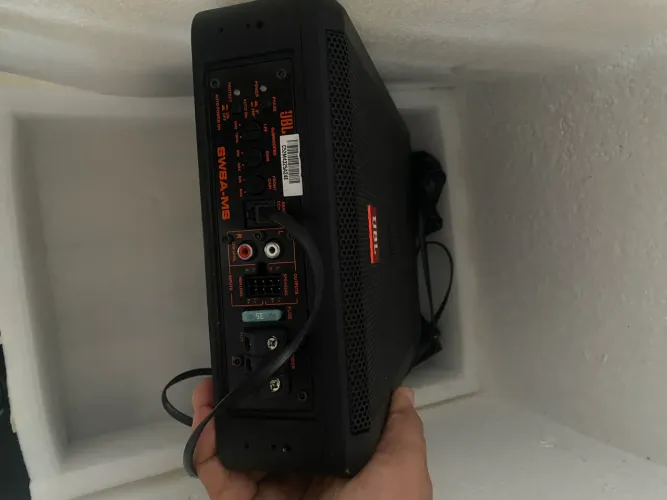 Jbl Sw8a slim automotivo