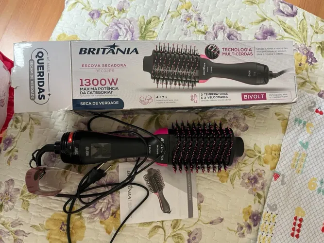 Vendo Escova Secadora Britânia 4 em 1
