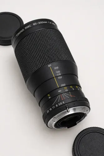 Lente Tokina RMC 80-200mm f/4 Zoom Manual Made in Japan Ø55