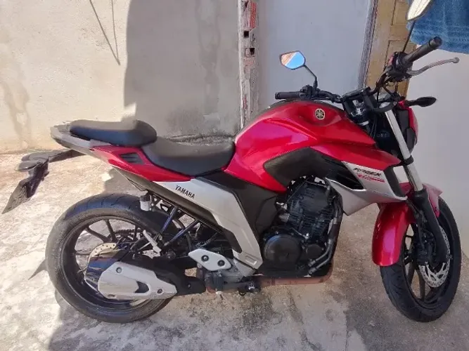 Fazer 250