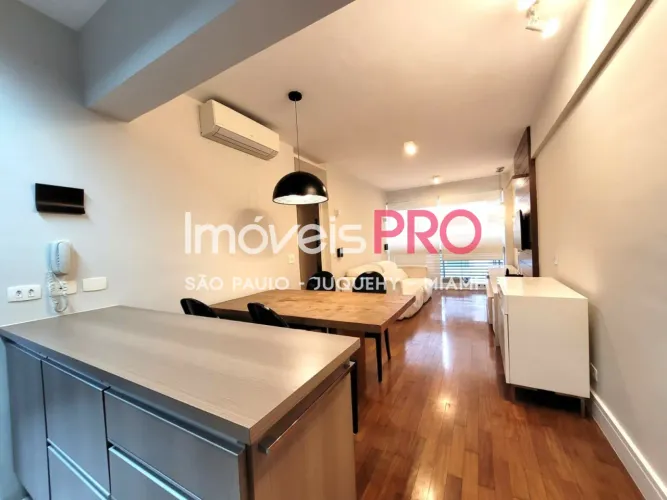 Apto reformado de 58m2 com 2 dorm sendo 1 suite e 1 vaga no Brooklin prox metro