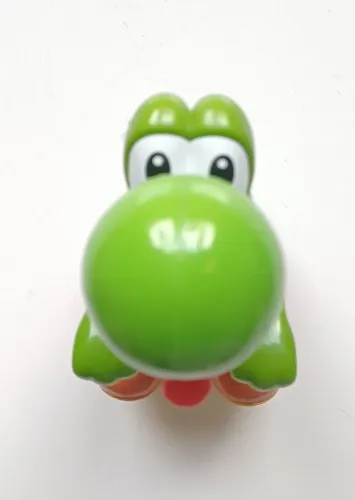 Brinquedo  Mc Donalds yoshi