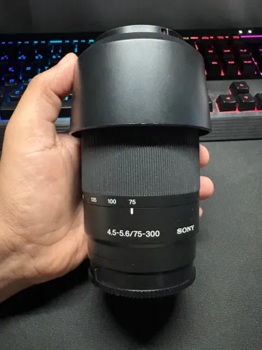 LENTE SONY 75-300mm f/4.5-5.6 - COM FUNGOS - PARA LIMPEZA OU REPARO