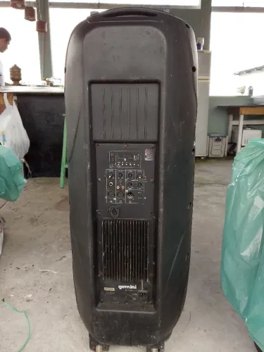 Caixa de som Gemini, 1.200,00 watts