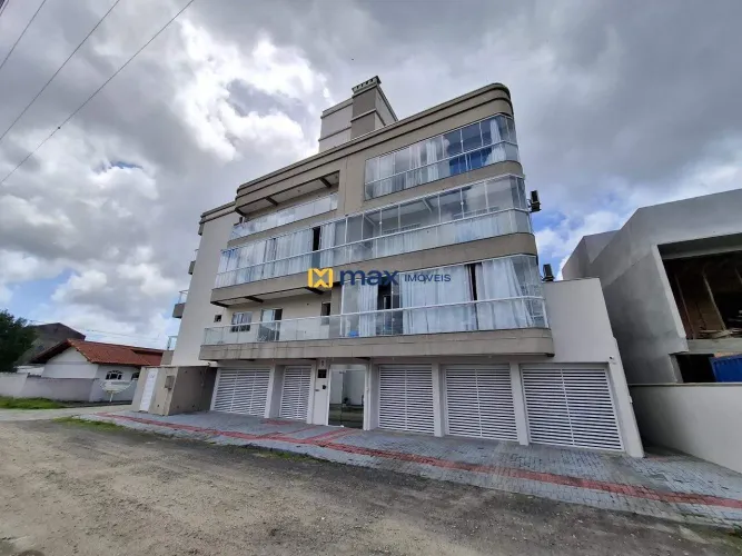Locação: Apartamento com 2dormitórios. sendo 1 suíte Bairro: Gravatá, Navegantes