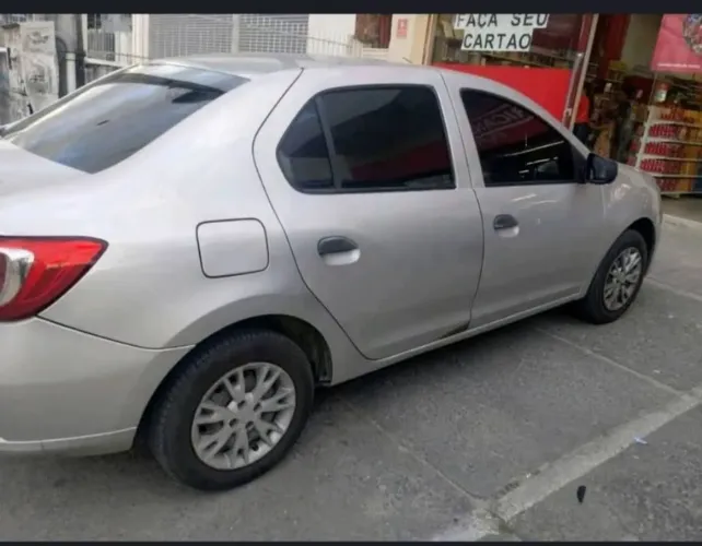 Renault Logan Life Flex 1.0 12V 4P Mec. 2020