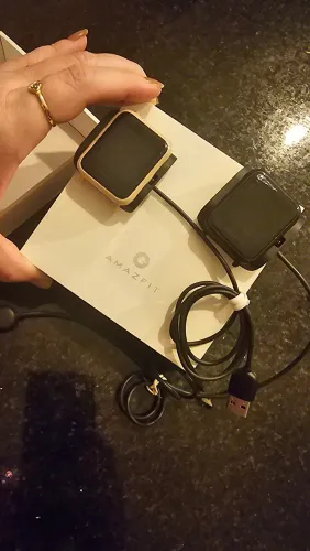 Smartwatch Amazfit Bip S Lite - sem ligar - para uso das peças