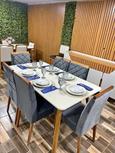CONJUNTO DE MESA RUBI MADEIRA MACIÇA