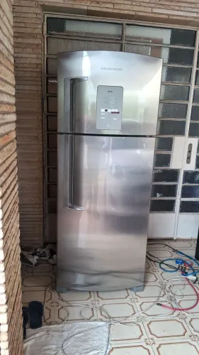 Vendo geladeira brastemp
