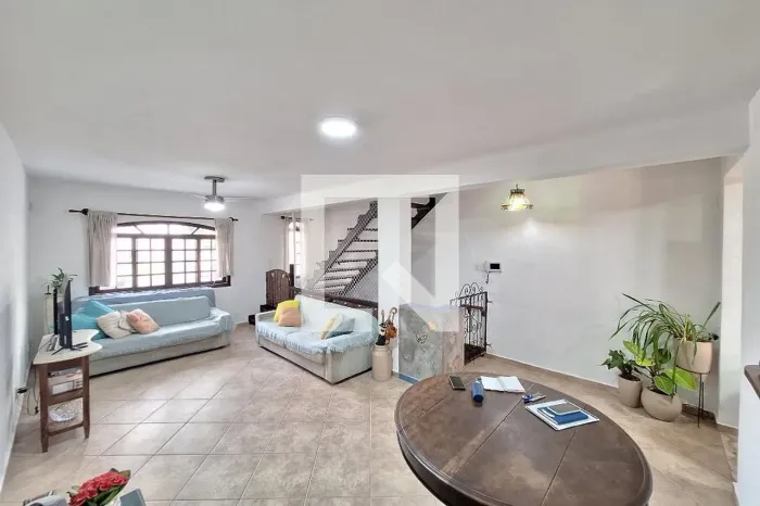 Casa à Venda - Vila Pompéia, 3 Quartos, 144 m2