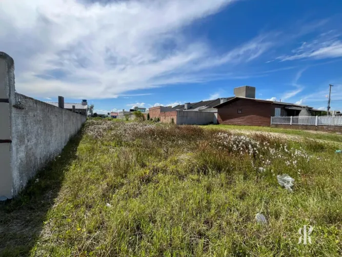Terreno com 455m² próximo ao mar e próximo à UPA, em Tramandaí/RS