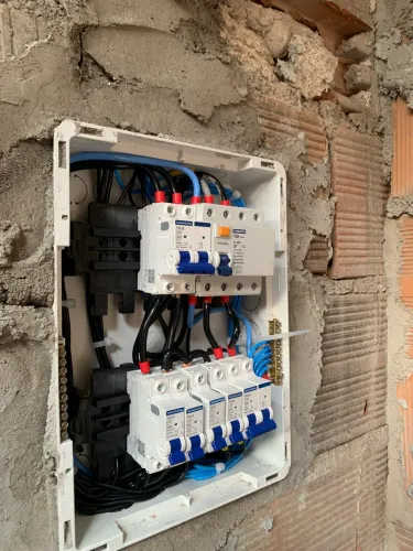 Elétrica residencial em geral, construção, reforma e equipamentos elétricos 