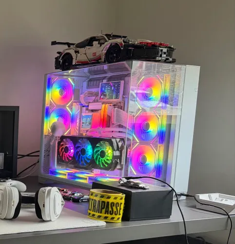 PC Gamer High-End RTX 4070 TI SUPER + I7 14700K
