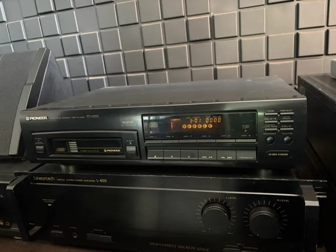 CD player Pioneer PD-M552 6discos