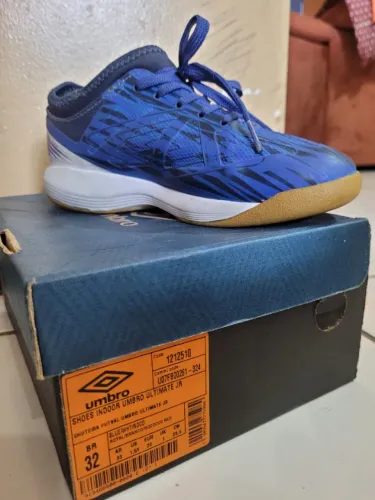 Chuteira futsal infantil Umbro