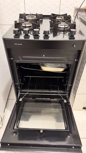 Fogão seminovo 4 bocas e forno 